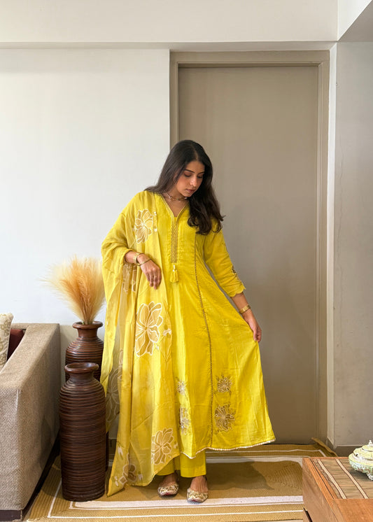 Kaira Suit Set