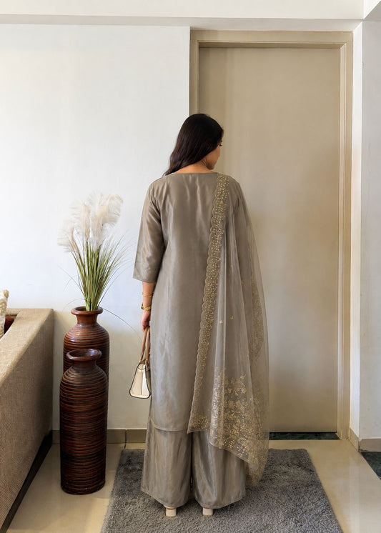 RAYA SUIT SET