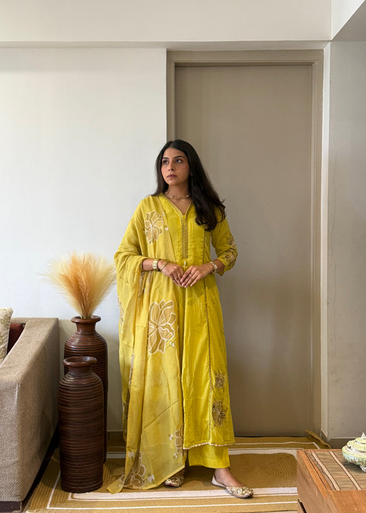 Kaira Suit Set