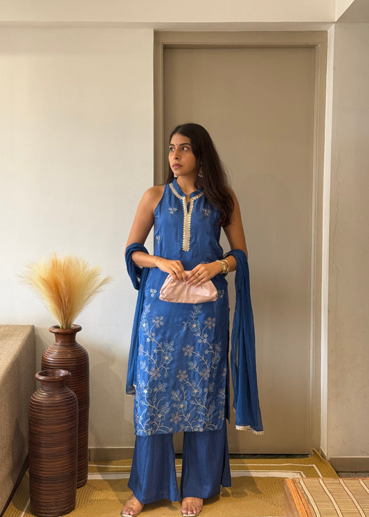 Nomi Suit Set