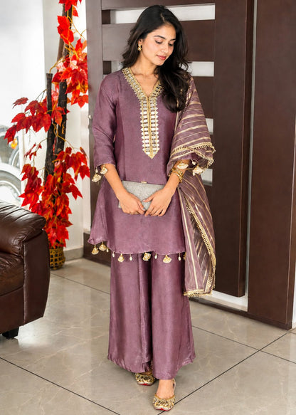 ZEENAT SUIT SET