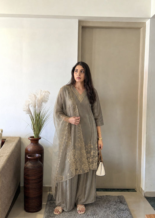 RAYA SUIT SET